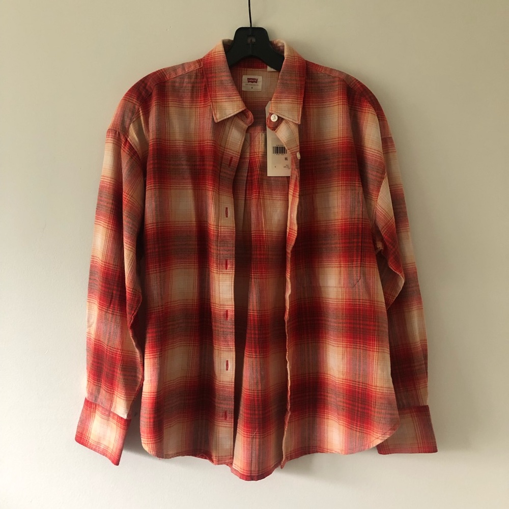 Levi’s flannel button down shirt Sz S